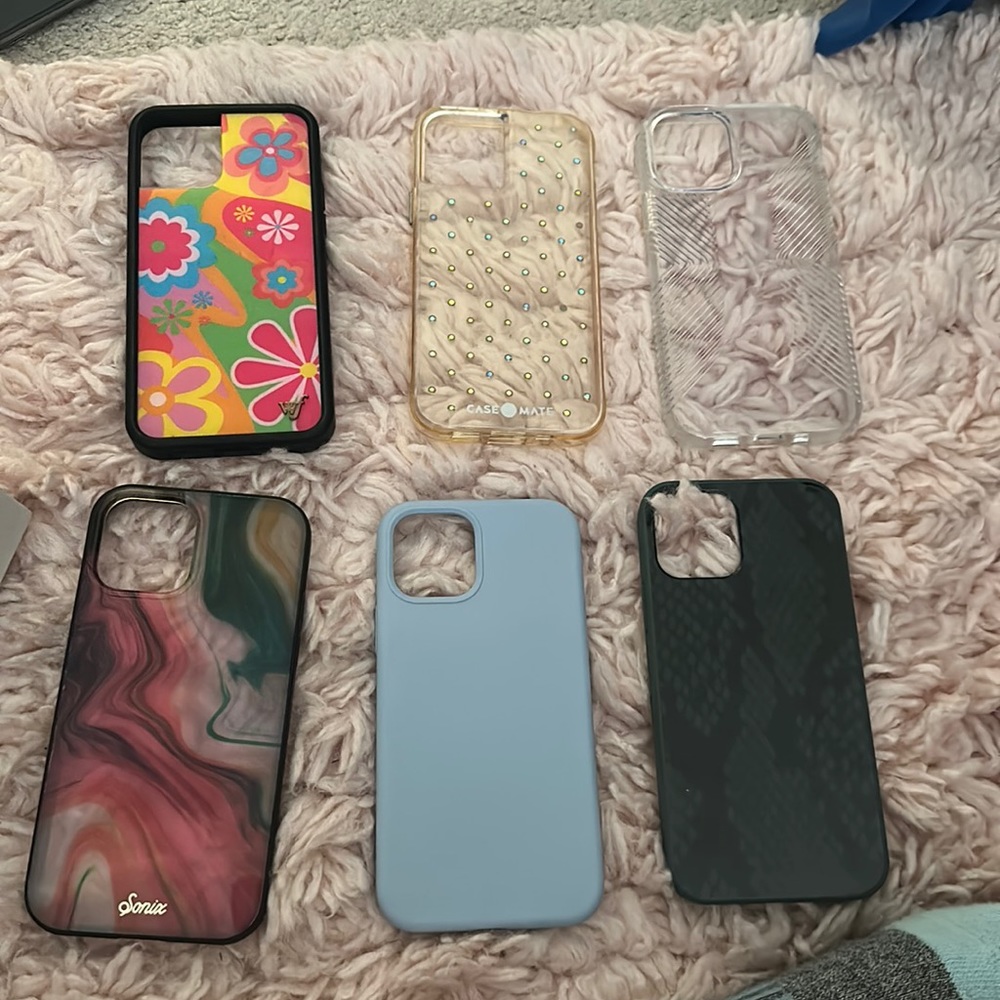 Assorted I Phone 12 cases